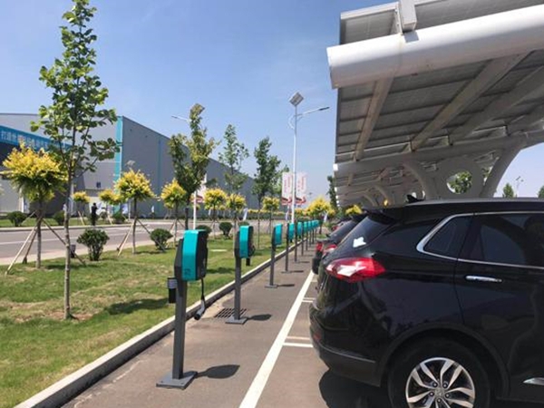 車樁比要從2.5:1提到1:1，國常會力挺的這個(gè)市場或?qū)⑻舸罅? />
						</div>
					</div>
					<div   id=